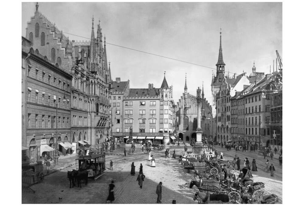 Suddeutsche Zeitung Photo Fotokunst Marienplatz In Munchen Um 1900 Photocircle