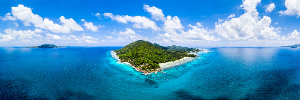 Jan Becke Fotokunst Luftaufnahme Der Insel La Digue Auf Den Seychellen Photocircle