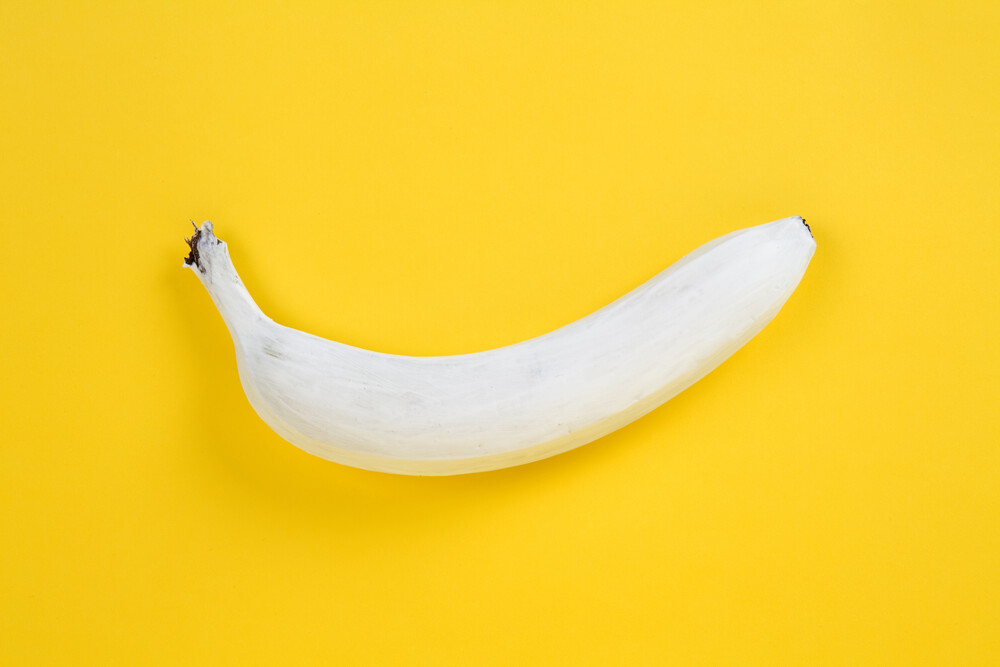 53667-White-Banana--by-julie-berthelemy.jpg