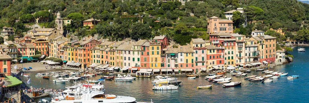 Colorful house facades in the fishing village of Portofino - Fineart photography by Jan Becke