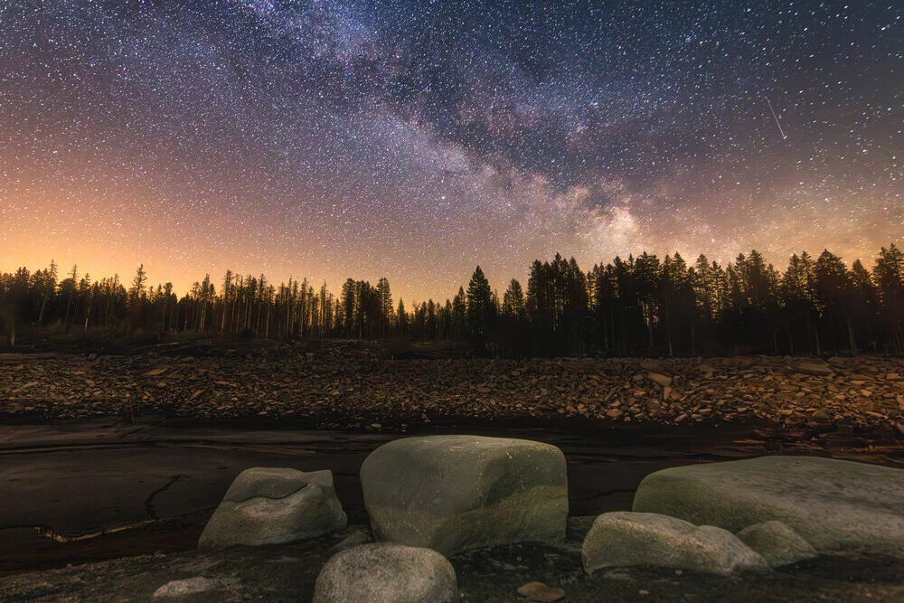 Milky Way at the Oderteich in the Harz Mountains - Fineart photography by Oliver Henze