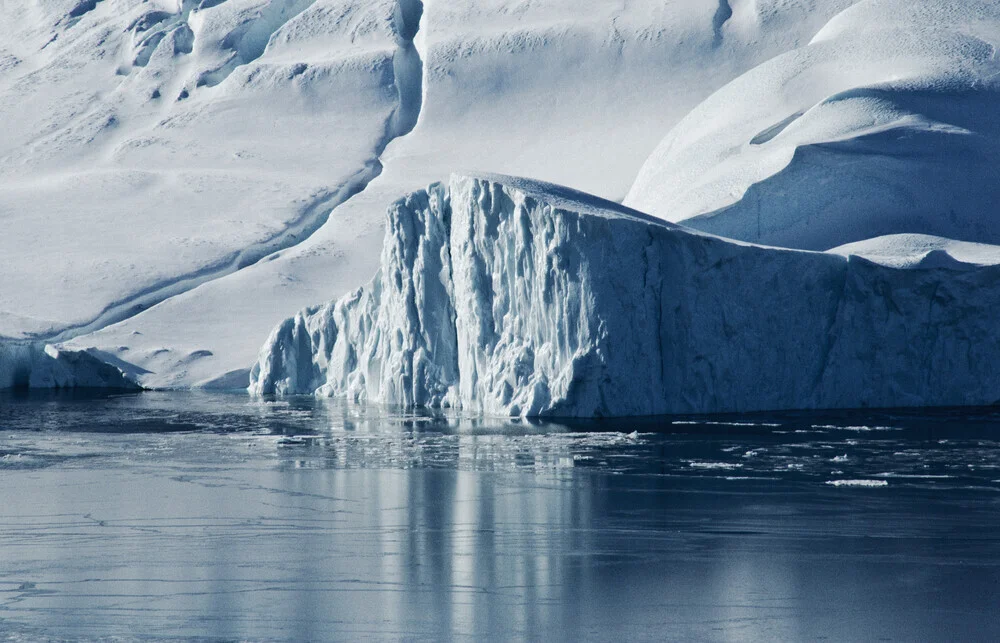 In the ice.... - Fineart photography by Victoria Knobloch