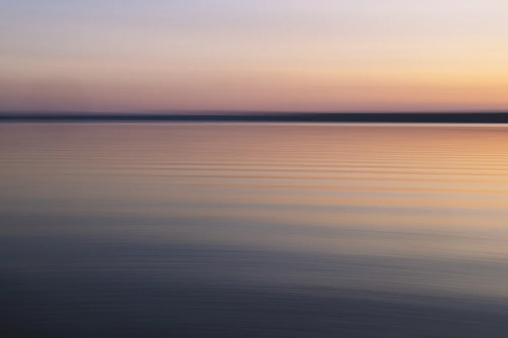 Farbenspiel Sonnenuntergang verwischt - fotokunst von Nadja Jacke