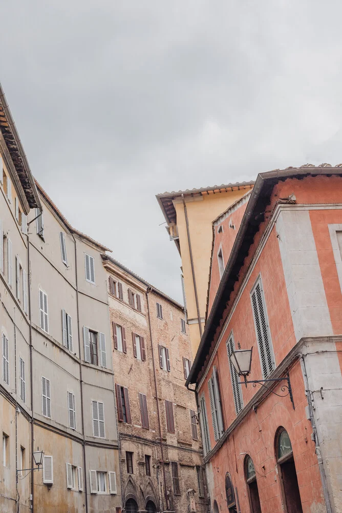 Street scene in Siena - Fineart photography by Photolovers .