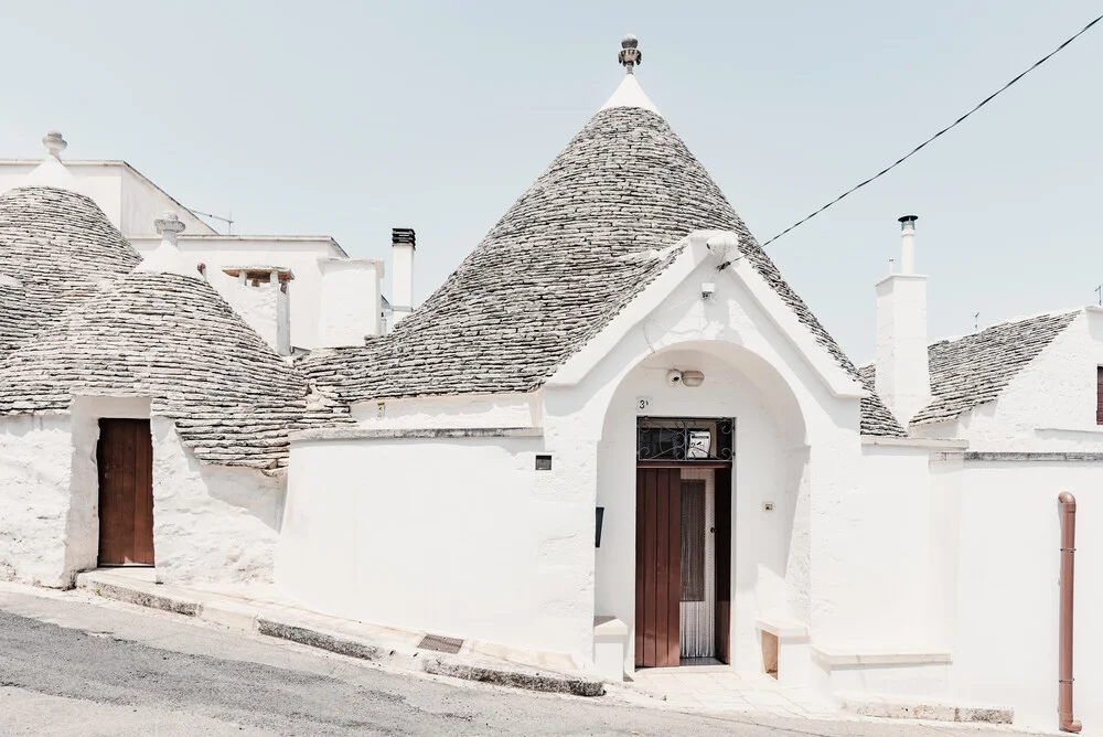 Traditional trulli in Italy - fotokunst von Photolovers .