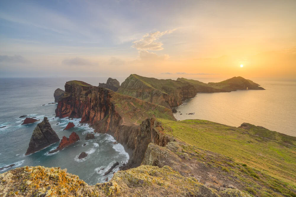 Madeira - Ponta de São Lourenço bei Sonnenaufgang - Fineart photography by Michael Valjak