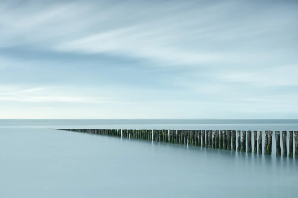 Wellenbrecher an Zeelands Küste - fotokunst von Rolf Schnepp