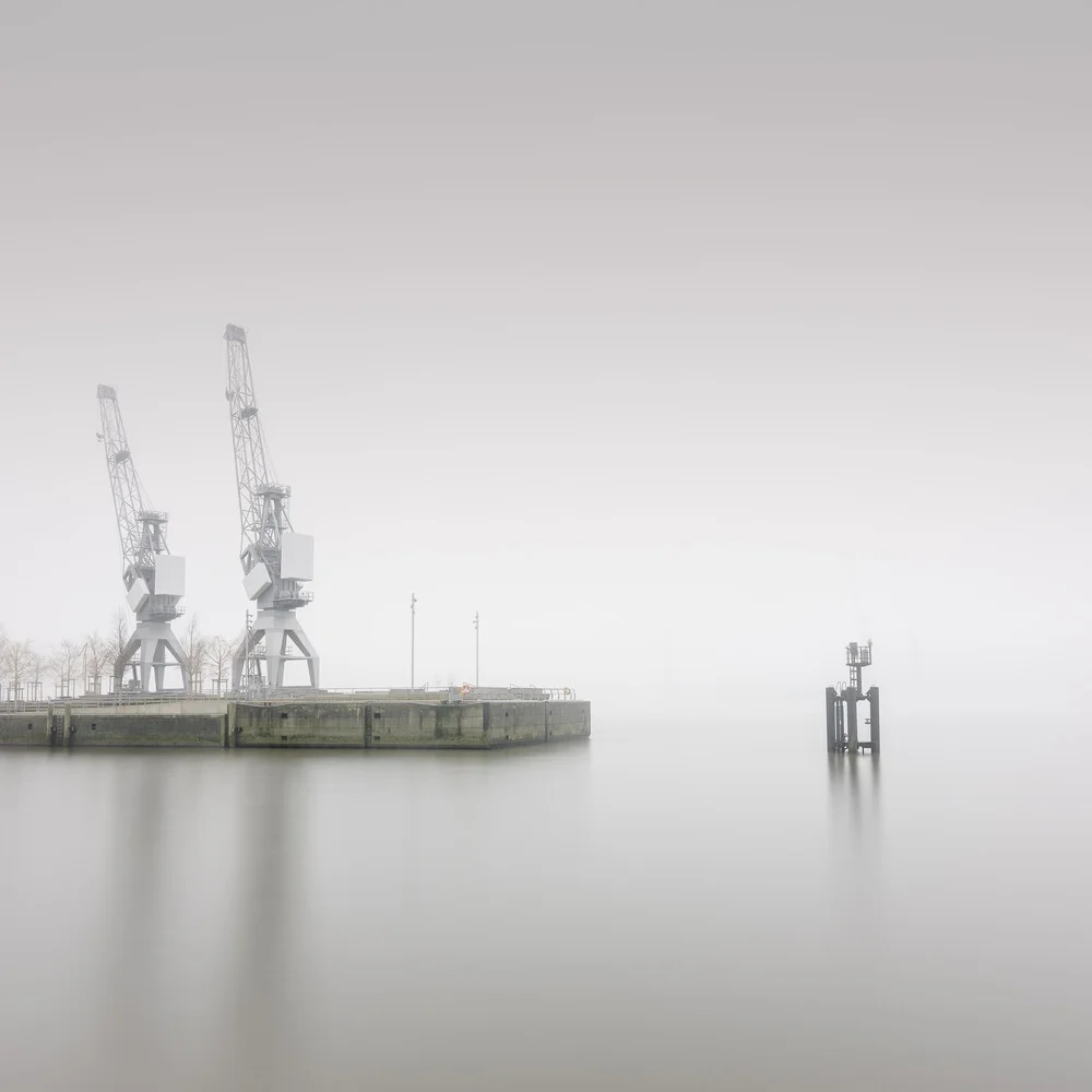 Fine Art Strandhöft Hamburg Hafen City - fotokunst von Dennis Wehrmann