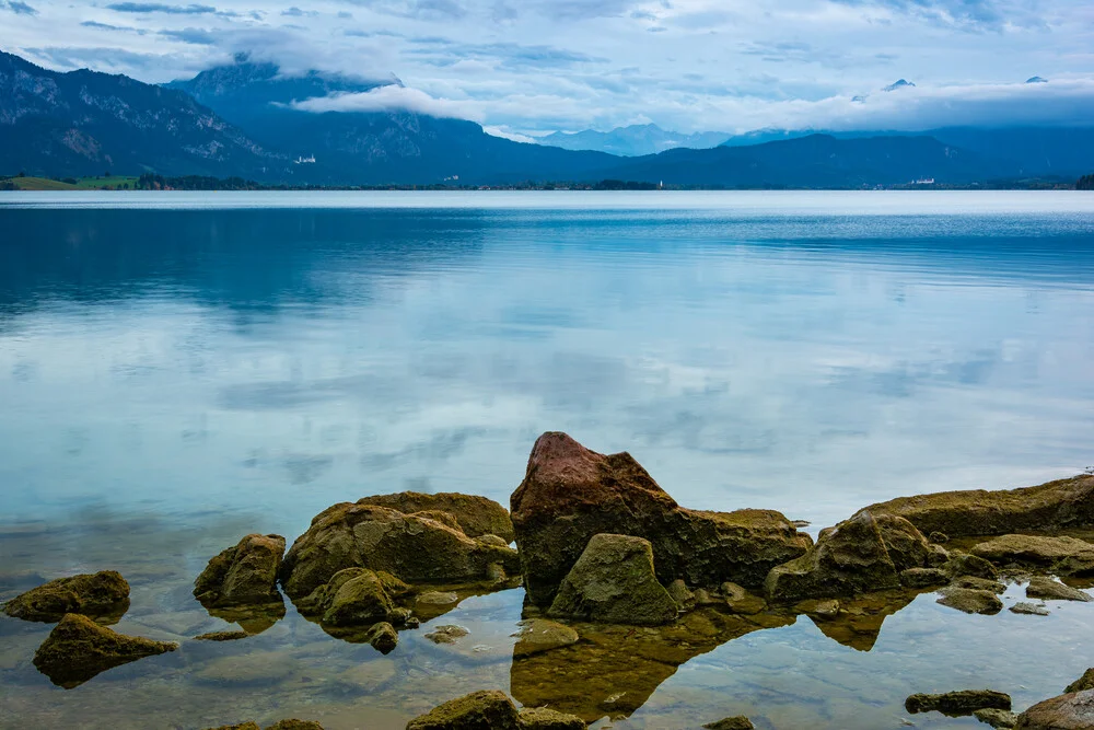 Herbstabend am Forggensee - fotokunst von Martin Wasilewski